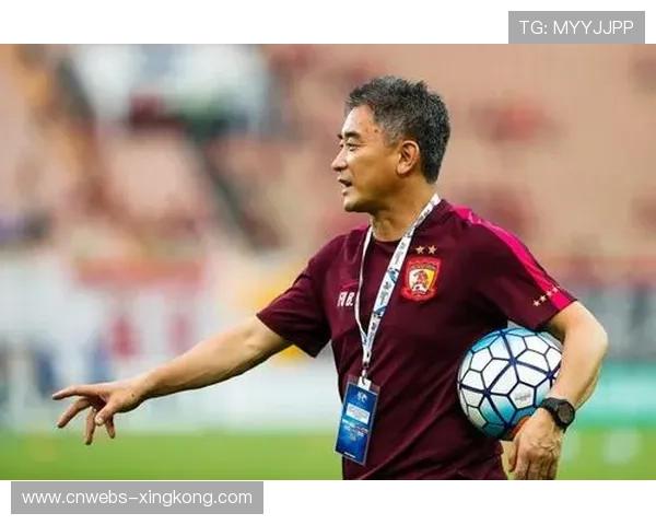 老将沃克-彼得斯的转型:位置内收后,其传球进入进攻三区的数据大幅提升。 老将沃克-彼得斯的转型:位置内收后,其传球进入进攻三区的数据大幅提升。